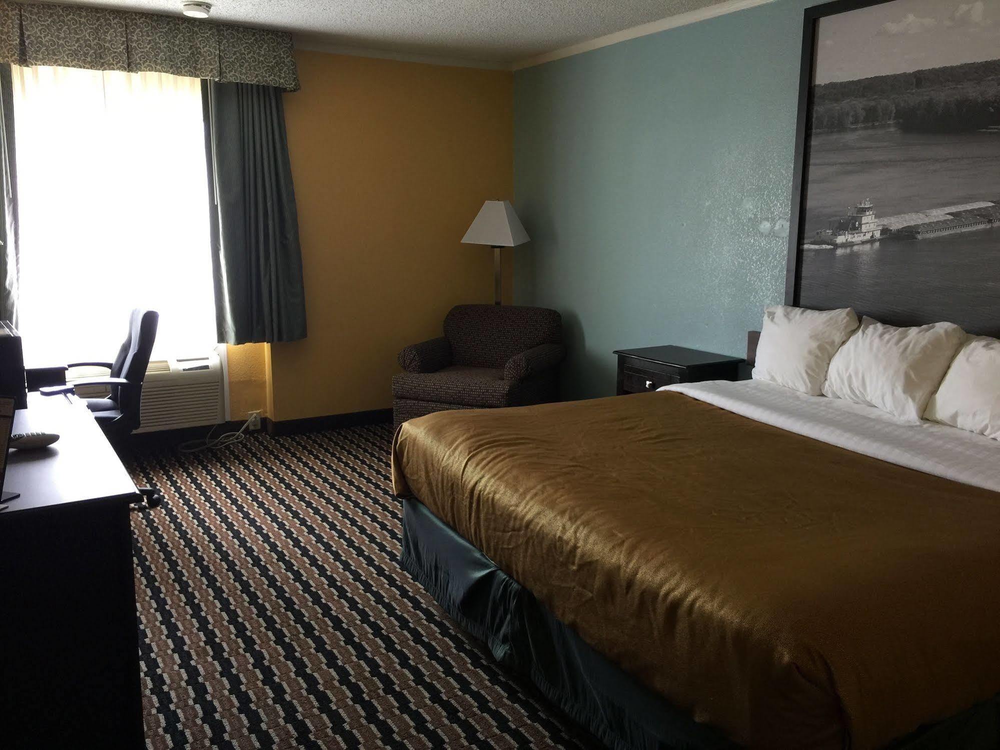 Super 8 By Wyndham Des Moines Hotell Eksteriør bilde